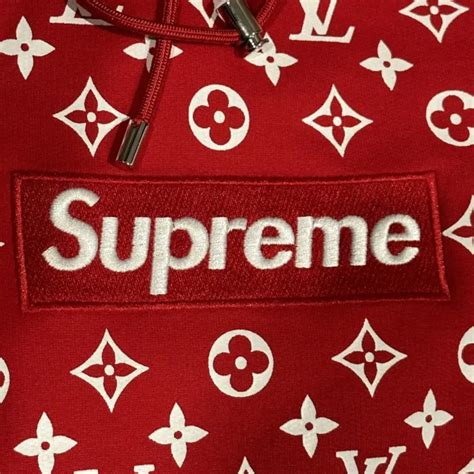 felpa supreme louis vuitton online